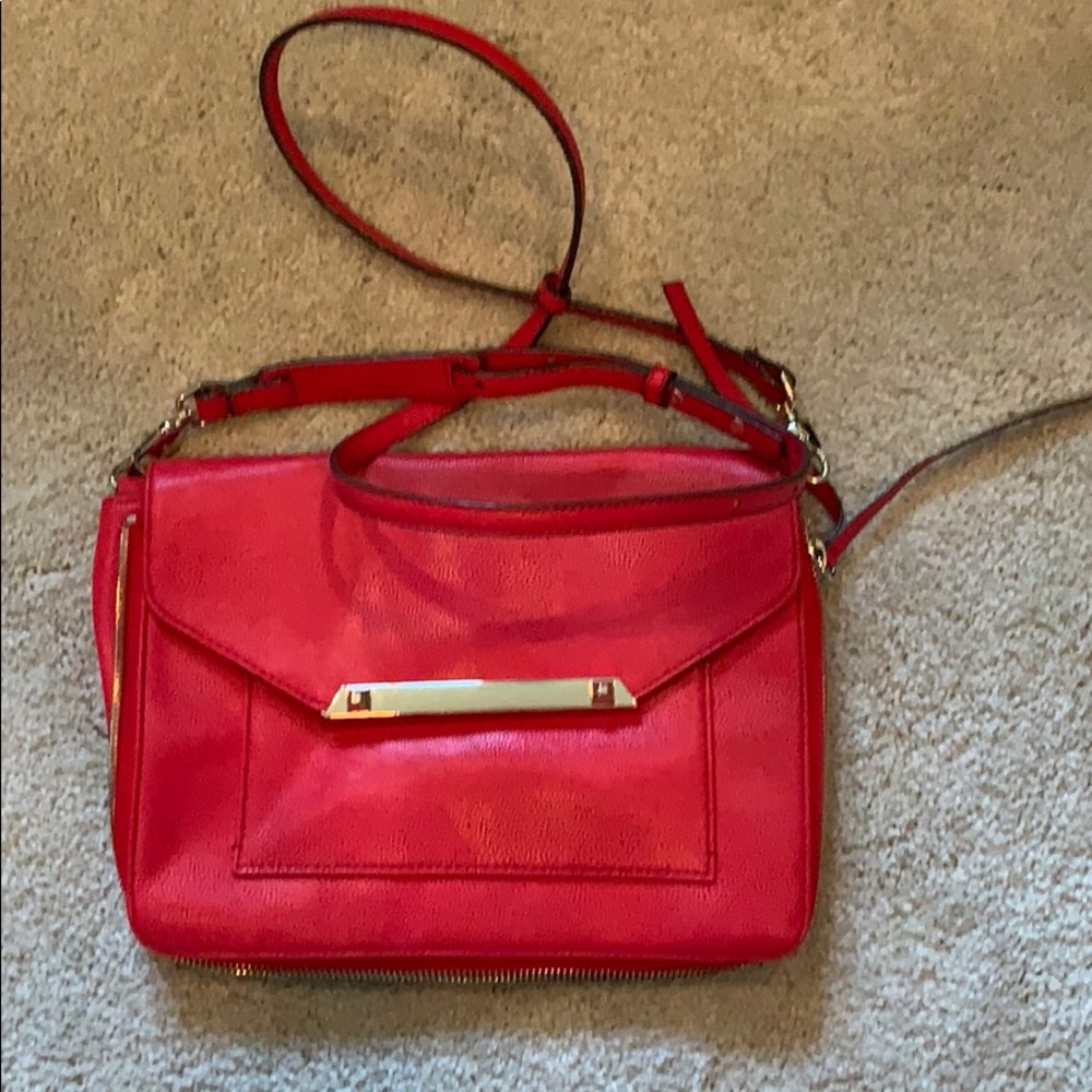 Stella & Dot red expandable small shoulder bag